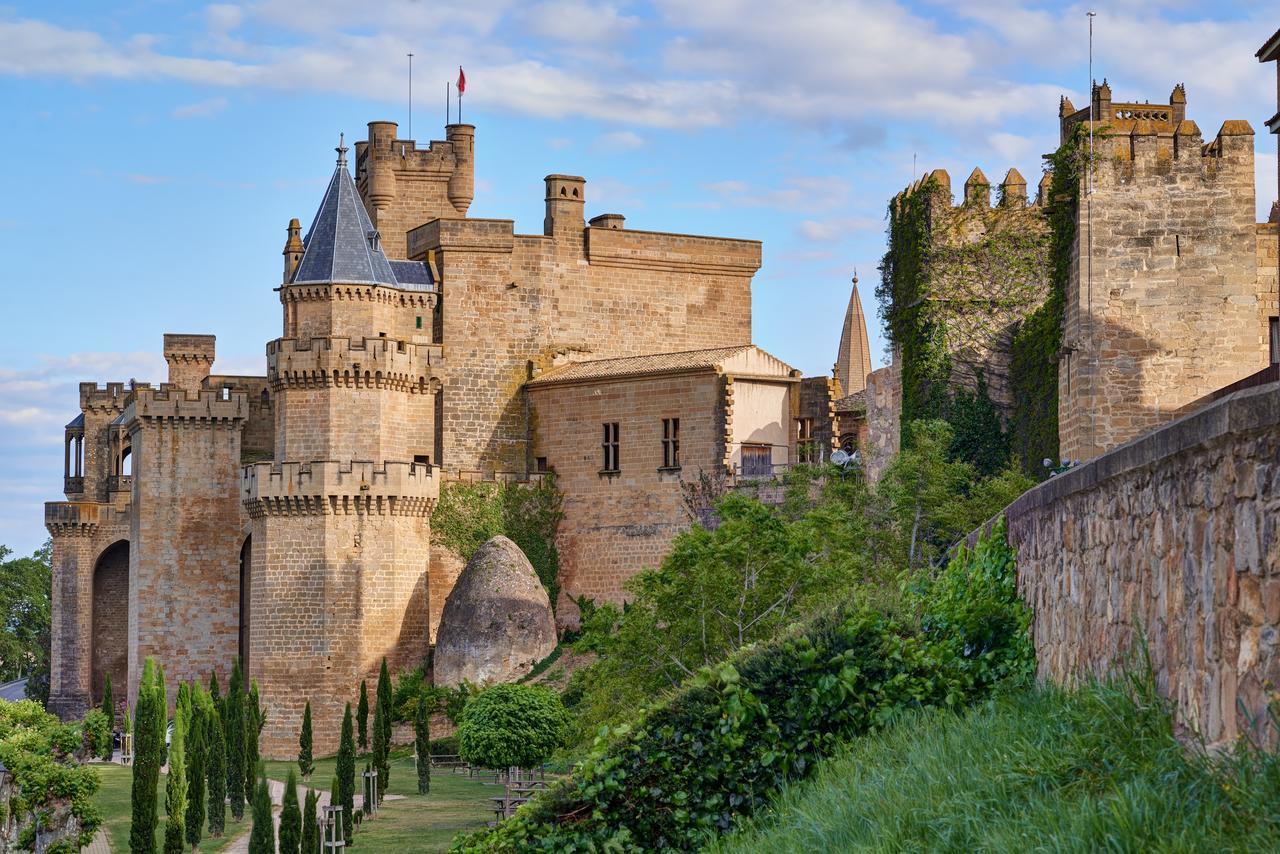 Parador De Olite Exteriör bild